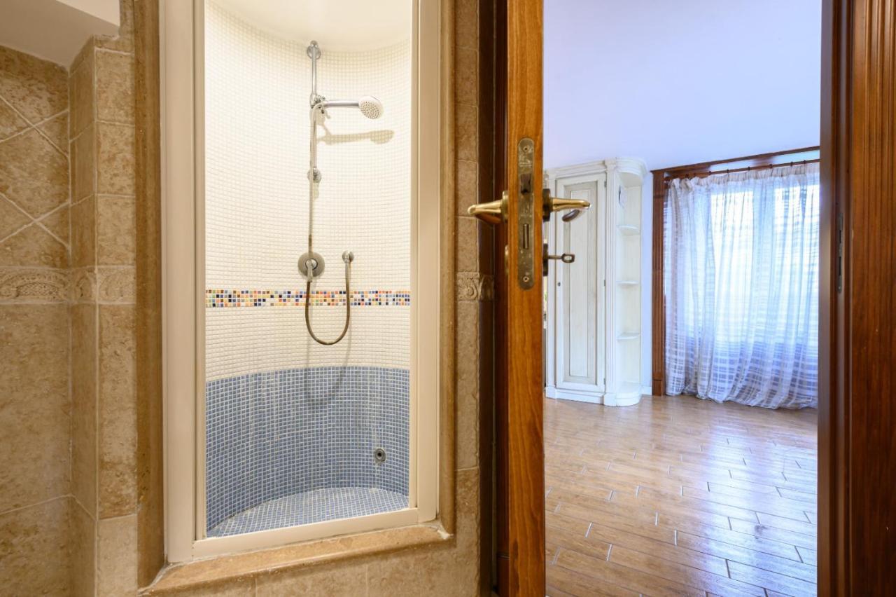 Toto E Peppino Family House Apartment Napoli Bagian luar foto