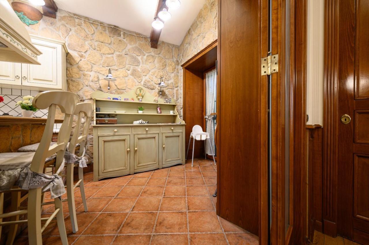 Toto E Peppino Family House Apartment Napoli Bagian luar foto