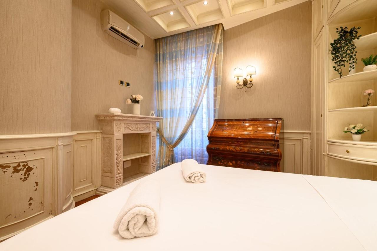 Toto E Peppino Family House Apartment Napoli Bagian luar foto