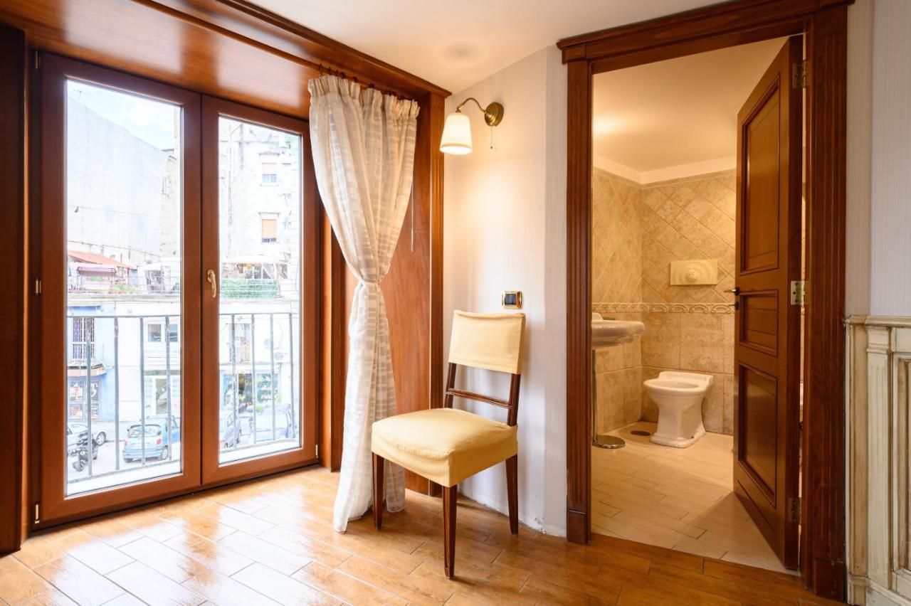 Toto E Peppino Family House Apartment Napoli Bagian luar foto